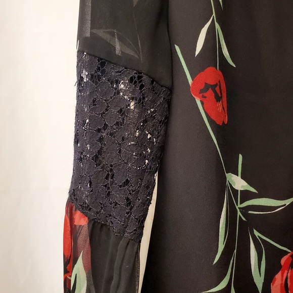 Le Chateau Black Blouse with Red Floral Design And Lace Detailing - Picture 3 of 5